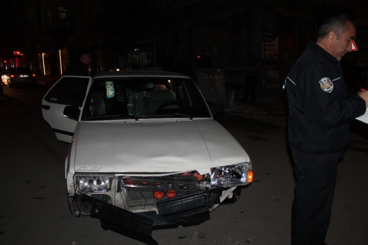 Elazığ’da Trafik Kazası: 2 Yaralı