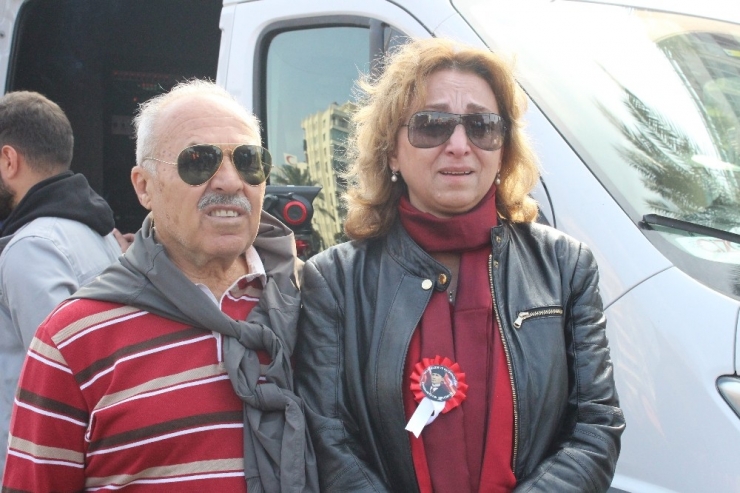 İzmir’de Binler “Ata’ya Saygı Yürüyüşü”nde