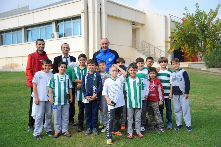 Bursaspor’da Göztepe Maçı Hazırlıkları Sürüyor