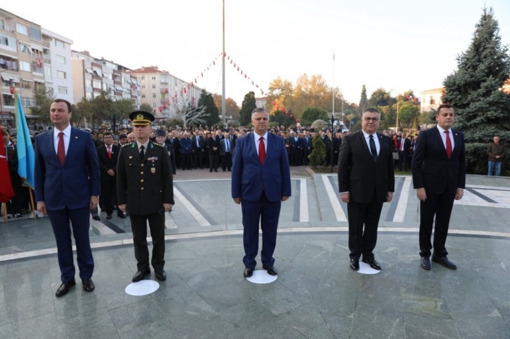 Ebediyete İntikalinin 79’uncu Yılında Atatürk Saygıyla Anıldı