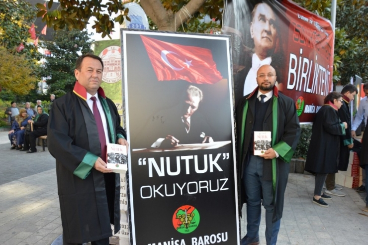 Atatürk’ü Nutuk Okuyarak Andılar