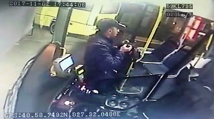 Halk Otobüsünde Şoförün Parasını Çalan Şahıs Yakalandı