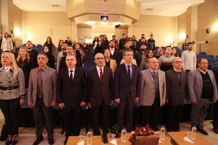 Uşak Üniversitesi’nde 10 Kasım Atatürk’ü Anma Günü Etkinlikleri