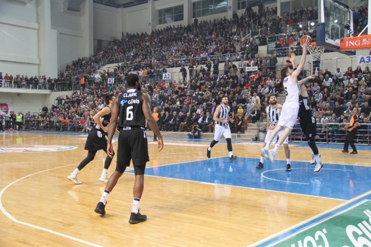 Tahincioğlu Basketbol Ligi: Büyükşehir Basket: 69 - Beşiktaş Sompo Japan: 75