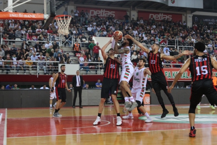 Eskişehir Basket Deplasmanda 3’te 3 Yaptı