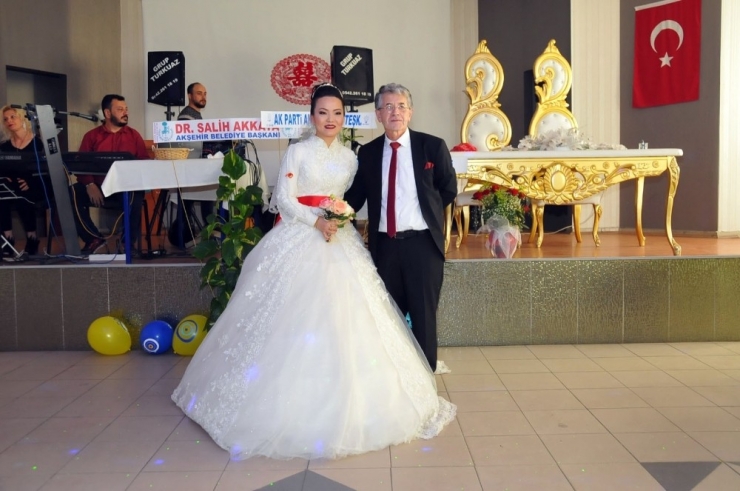 Çinli Geline Dini Nikah Ve Türk Usulü Düğün
