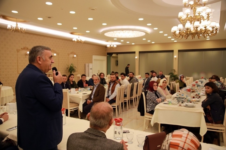 Başkan Toçoğlu, Çevre Koruma Daire Başkanlığı Personeliyle Bir Araya Geldi
