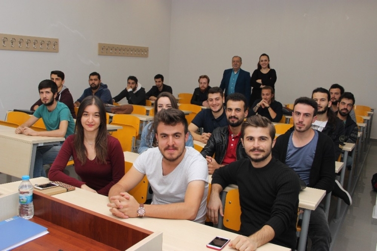 Anadolu Üniversitesi’nden Türkiye’de Bir İlk: Tekno-girişimcilik Dersi Böte’de