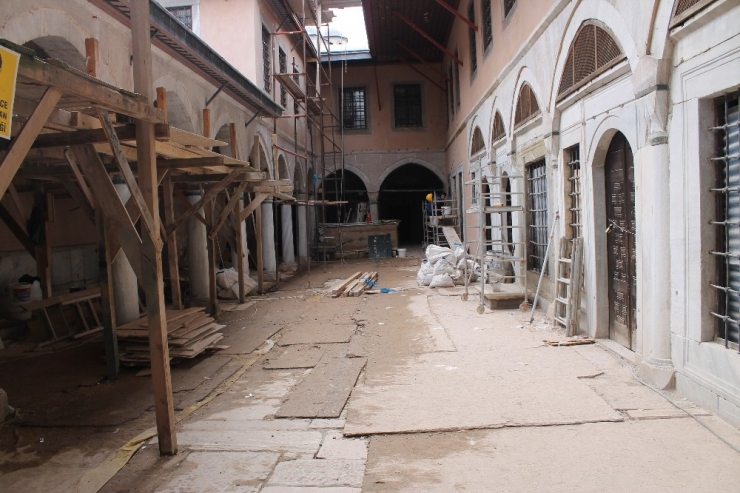 Topkapı Sarayı’ndaki Tarihi İhya Yakından Görüntülendi