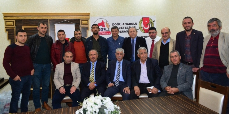 Bölge Gazetecilerinin Sorunları Bitlis’te Masaya Yatırıldı