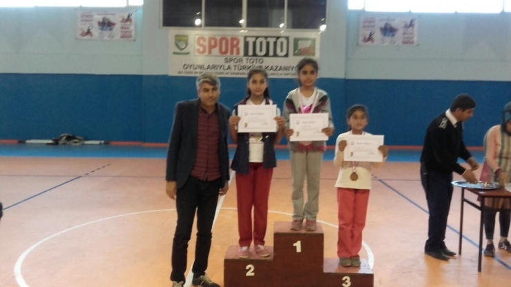 Şehit Şenay Aybüke Yalçın Anısına Masa Tenis Şampiyonası