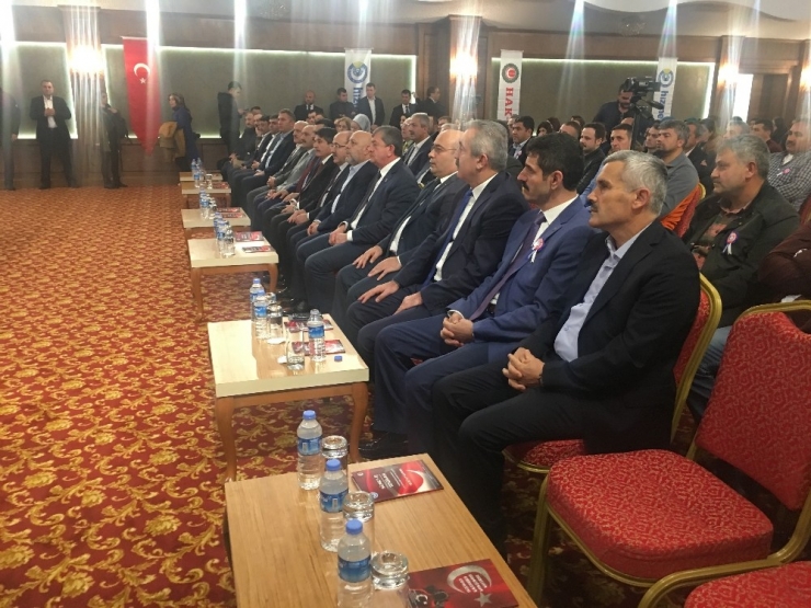 Hak İş Genel Başkanı Arslan: "Taşerona Kadro Meselesi 10 Gün Sonra Başbakana İletilecek"