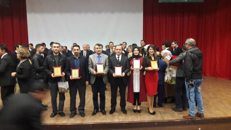 Alaplı Anadolu İmam Hatip Lisesi Ödülünü Amasya’da Aldı