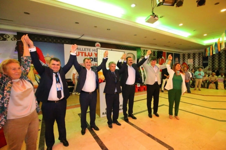 Ak Parti Antalya’da İlçe Kongrelerini Tamamladı