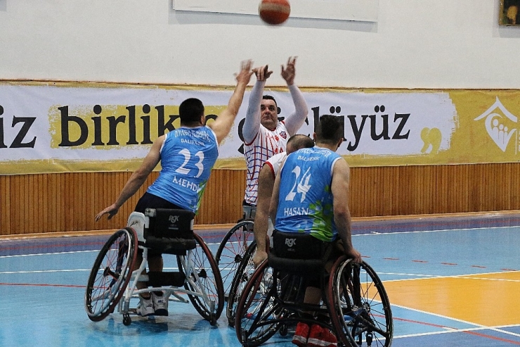 Garanti Bankası Tekerlekli Sandalye Basketbol Süper Ligi: K.karabükspor: 98 - Balıkesir Bşb: 79