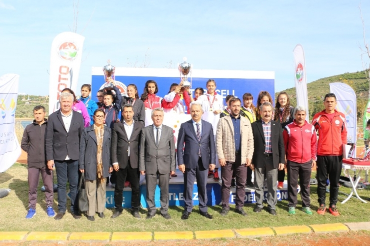 Bölgesel Kros Ligi Final Yarışları Kuşadası’nda Yapıldı
