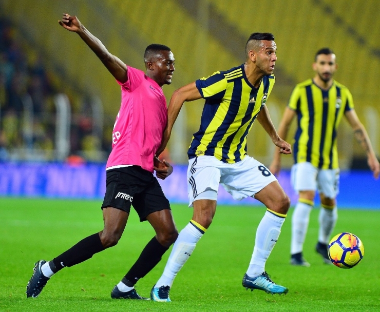 Süper Lig: Fenerbahçe: 1 - Kasımpaşa: 1 (İlk Yarı)