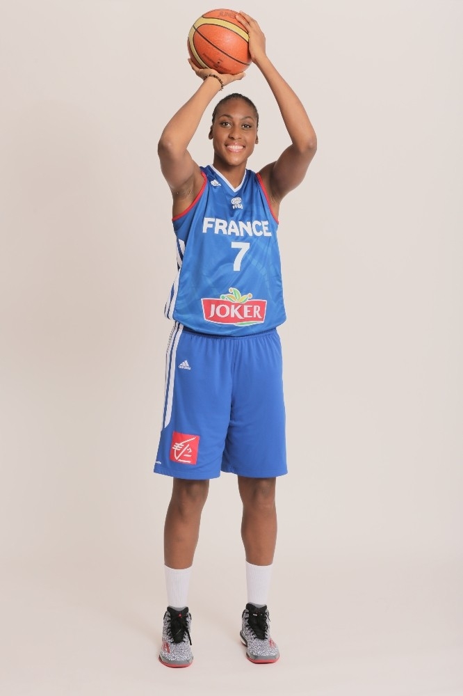 Dünyaca Ünlü Fransız Basketbolcu Sandrine Gruda Yakın Doğu Üniversitesi’nde