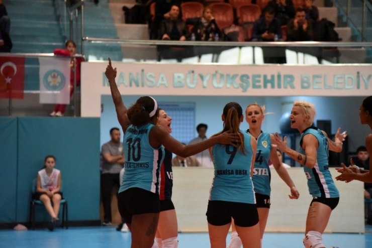 Türkiye Bayanlar Voleybol 1. Lig: Manisa Bbsk: 2- Thy: 3