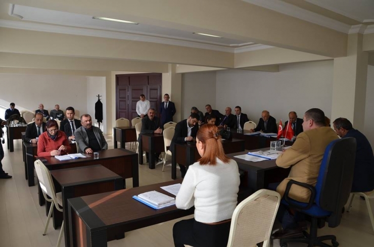 Alaplı Belediye Meclisi’nde Yılın Son Toplantısı Yapıldı