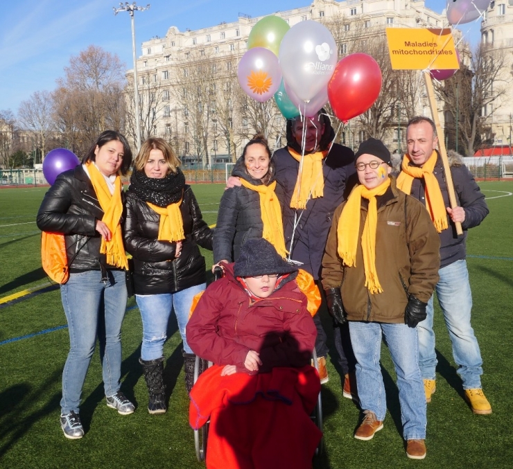 Paris Telethon Yürüyüşüne Türk Aile 11 Yıldır Katılıyor