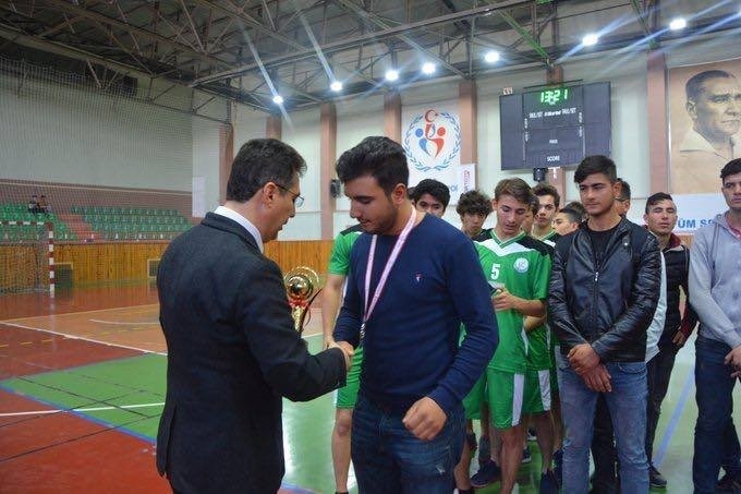 Nevşehir’de A Genç Erkekler Voleybol Turnuvası Sona Erdi