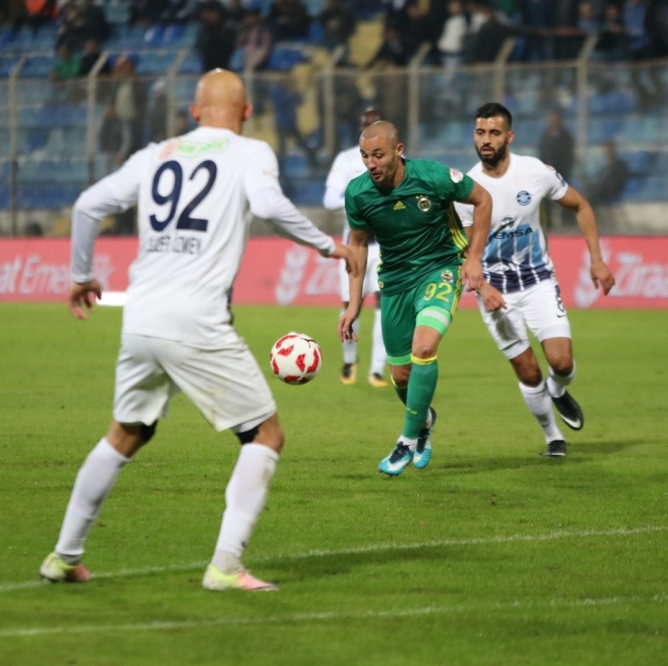 Ziraat Türkiye Kupası: Adana Demirspor: 1 - Fenerbahçe: 4 (Maç Sonucu)