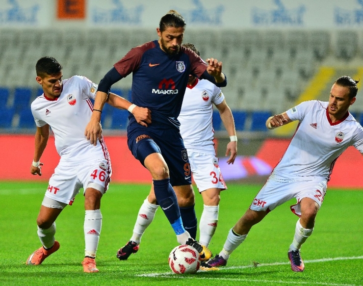 Ziraat Türkiye Kupası: Medipol Başakşehir: 1 - Kipaş Kahramanmaraşspor: 0 (Maç Sonucu)