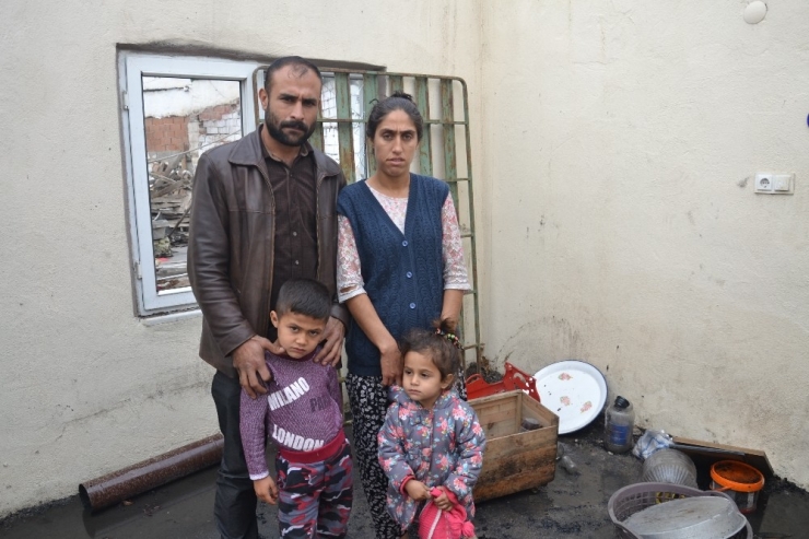 Canbaz Ailesi Yanan Evleri İçin Yardım Bekliyor