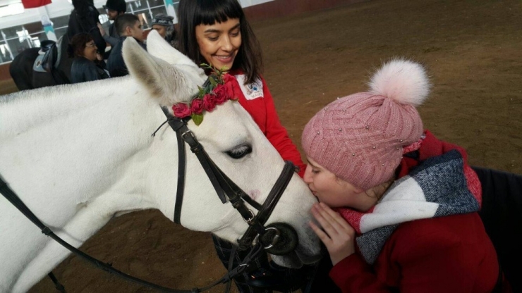 Özel Çocuklara Esogü At Binicilik Meslek Yüksek Okulu’nda Atlarla Terapi