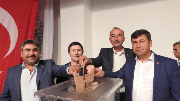 Demirci Sydv Mütevelli Heyetinde Muhtar Seçimi Yapıldı