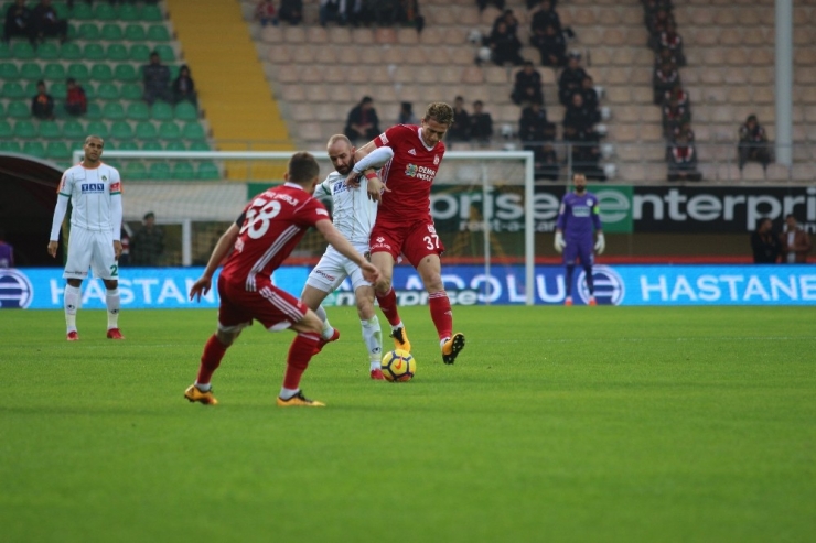 Süper Lig: Alanyaspor: 0 - Sivasspor: 0 (İlk Yarı)