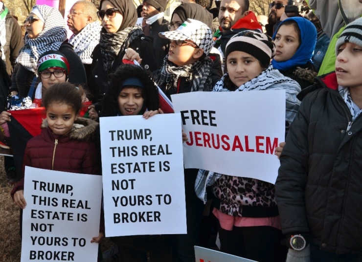 Beyaz Saray’ın Güney Bahçesinde Trump’a Kudüs Tepkisi