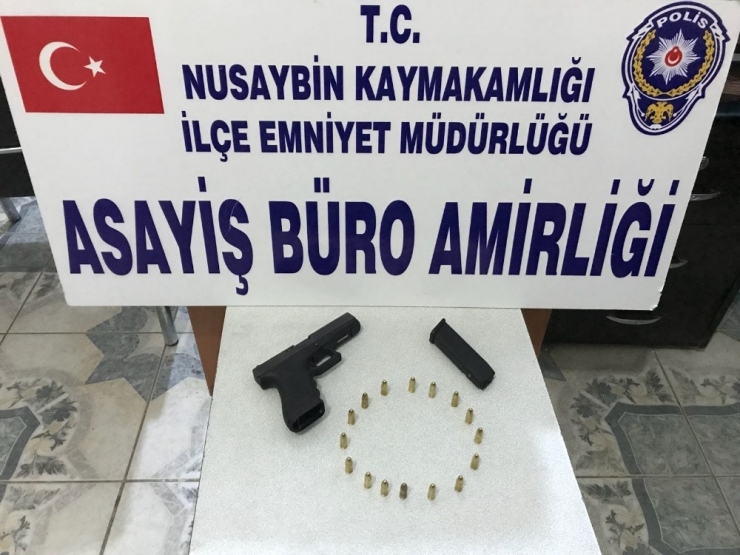 Mardin’de Biri ‘Glock’ Marka 2 Silah Ele Geçirildi