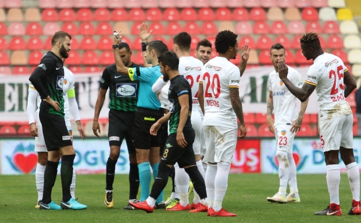 Süper Lig: T.m. Akhisarspor: 0 - Kayserispor: 2 (Maç Sonucu)