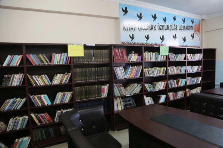 Cizre’de Şehit Güvenlik Korucusu Dündar Page Kütüphanesi Törenle Açıldı