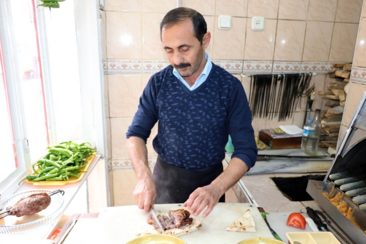 Yozgat’ın Yöresel Lezzeti Tandır Kebabı Tescillendi