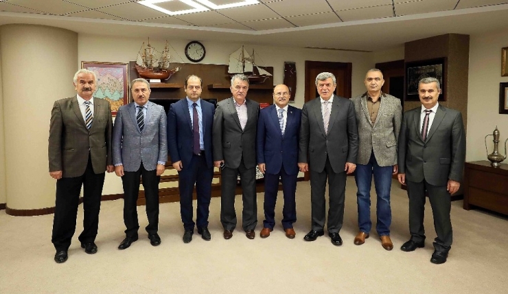 Başkan Karaosmanoğlu, Bem-bir-sen Genel Başkanını Konuk Etti