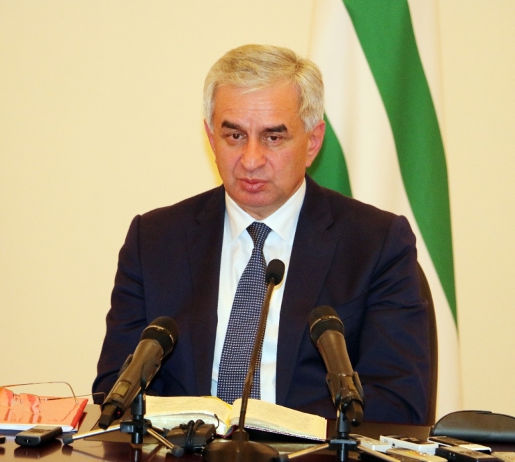 Abhazya Cumhurbaşkanı Hacımba: “Gürcistan Sınırında Kontrolü Sağlamamız Gerekiyor”