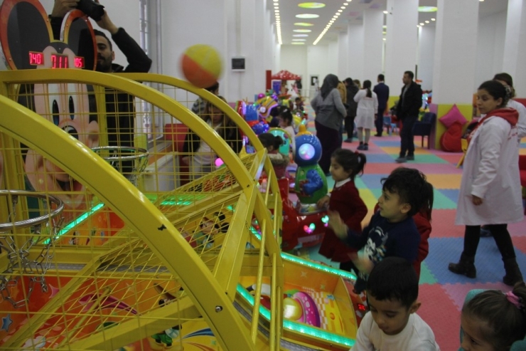 Hakkari Çocuk Oyun Ve Kültür Merkezine Kavuştu