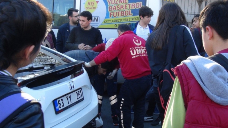 Şanlıurfa’da Elektrikli Bisiklet Kazası: 1’i Öğrenci, 2 Yaralı