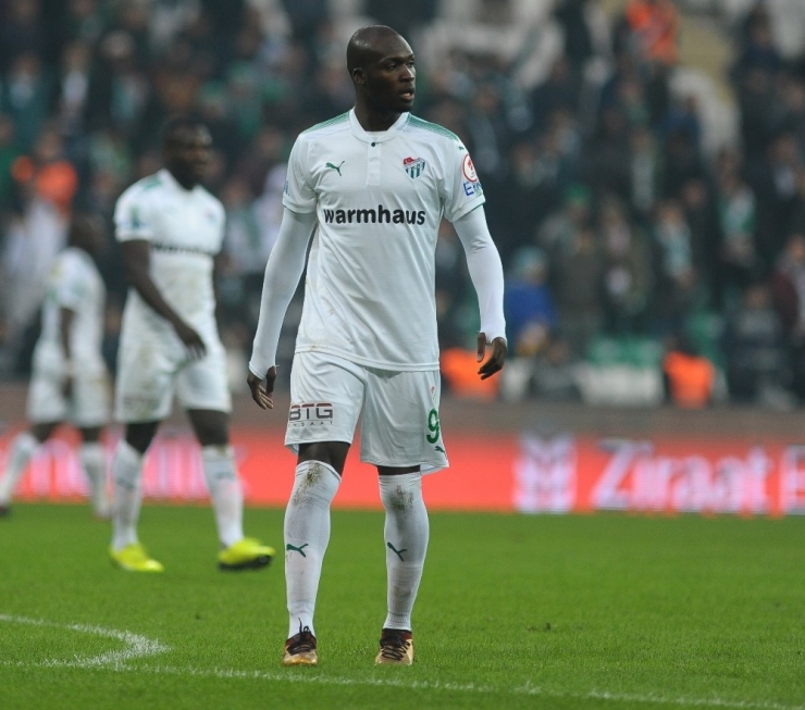 Sow, Bursaspor’daki İlk Maçına Çıktı