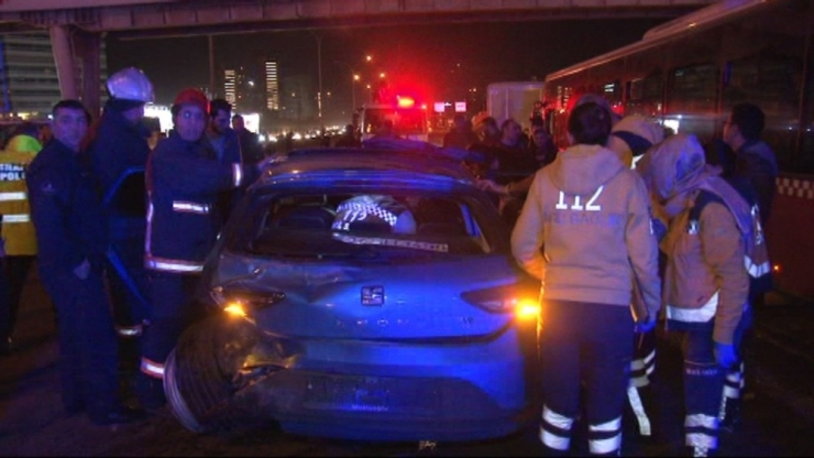 Kadıköy’de Zincirleme Trafik Kazası: 3 Yaralı