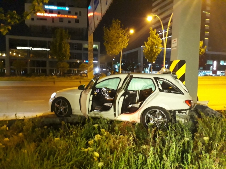 Başkent’te Trafik Kazası: 2 Yaralı