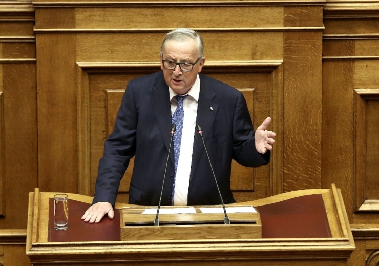 Ab Komisyonu Başkanı Juncker: "2 Yunan Askeri Serbest Bırakılmalı"