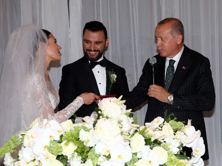 Cumhurbaşkanı Erdoğan Alişan’ın Nikah Törenine Katıldı