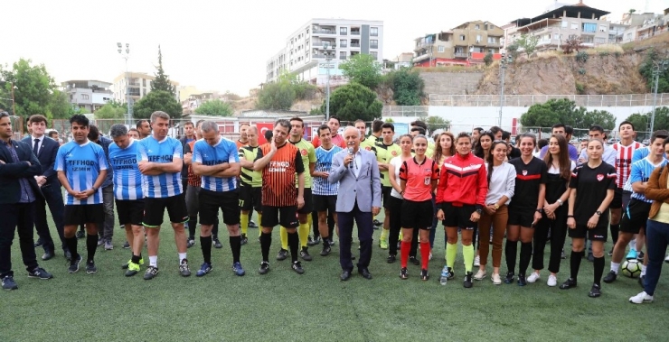 Hakemler Futbolcu Oldu, Meslektaşlarıyla Turnuvada Yarıştı