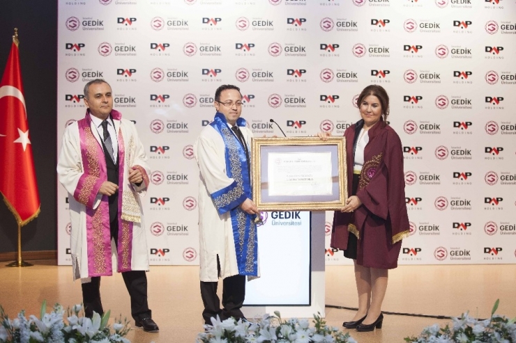 Dap Holding Yönetim Kurulu Başkanı Ziya Yılmaz’a “Fahri Doktora” Unvanı Verildi
