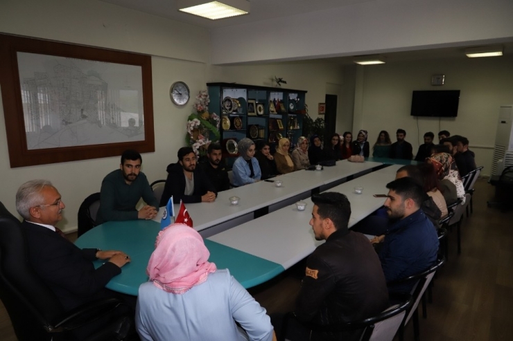 Erzincan Belediye Meclisi Öğrencileri Ağırladı