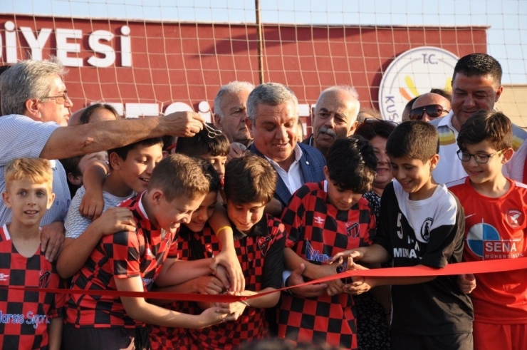 Kuşadası Belediyesi Yüksel Alkışlı Spor Tesisleri Açıldı